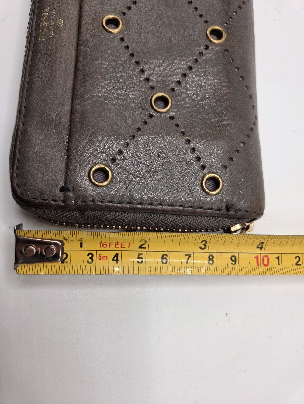 Fossil Leather Zip Around Wallet Taupe/Brown Organizer - Picture 11 of 13